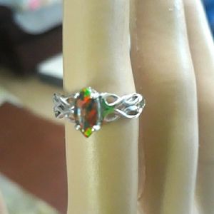 Silver lab Celtic design ring sz 6